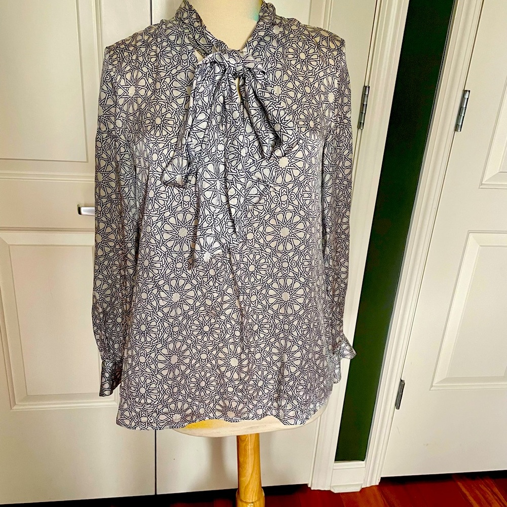 Nordstrom Signature 100% Silk Blouse Size 4